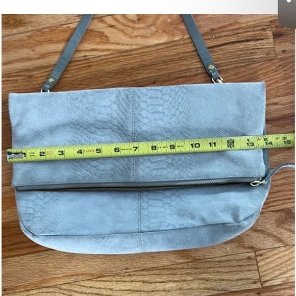 Topshop Suede Clutch/Crossbody.   Grey excellent condition. - Picture 8 of 9